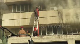 Government building catches fire in Pakistani capital