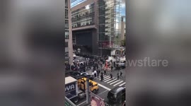 NYPD finds live explosive device, envelope with white powder at Time Warner