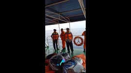 Rescuers find child's body after Lion Air plane crash in Indonesia