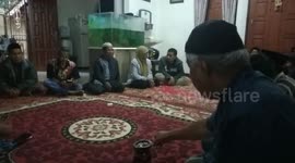 Indonesians mourn victim at home funeral after Lion Air crash