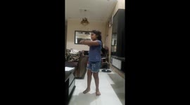 Indian Baby sing chines song