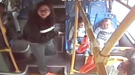 Toddler follows wrong mum to get on bus