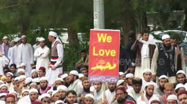 People continue to protest against Pakistani Supreme Court's decision to acquit Christian woman Aasia Bibi of blasphemy against Islam and Prophet Muhammad