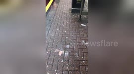 Newsflare Edit - London thief wheel to bike