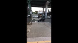 Bungling driver arrested by six cops after trying donuts on busy road