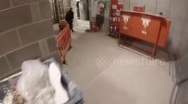 MONKEY BARS ON THE UKS TALLEST RESIDENTIAL BUILDING *700FT*