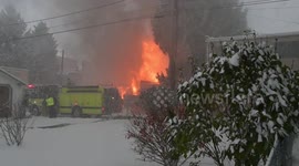 Massive fire tears through commercial building in Pennsylvania