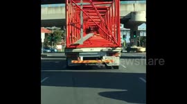 Cool shadow illusion caught on the road
