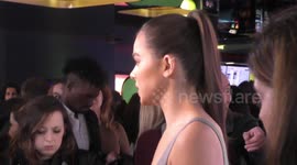 Hailee Steinfeld at the fan screening of new film Bumblebee