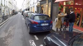 French humorist Florence Foresti spotted in a street of Paris. 6 december 2018.