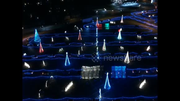 Drone footage shows beautiful Christmas lights show at Colorado waterpark