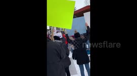 Yellow vest protests sweep Canadian cities following influence from French movement