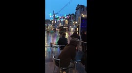 Police cordon off St. Mary's Street in Cardiff in 'ongoing incident'