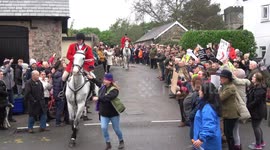 Violence flares at UK Boxing Day fox hunt as horses collide with protesters