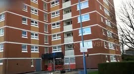 Couple become trapped in tenth floor flat over Christmas after left fails