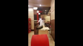 75-YO man travels, playing violin, to raise money for wife with cancer