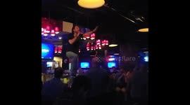 Las Vegas Bar Singing