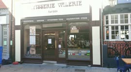 Patisserie Valerie in Salisbury closed as chain goes into administration