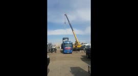 Truck delivery small truck