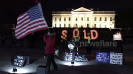 #KremlinAnnex protesters chant, “This is what democracy looks like” in front of the White House. The #KremlinAnnex protest started in response to Trump’s meeting with Putin in Helsinki and has continued for 196 days.