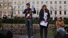 Ex-Mayor Juan Fernández of the municipality of Los Salias speaking at the Venezuelan protest in Barcelona on February 2, 2019