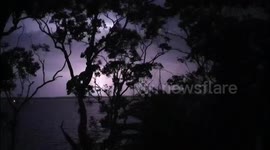Coastal thunderstorm to the south of Sydney