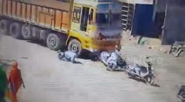 Shocking moment driver jumps out of running truck after accident