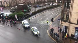 University of Glasgow building evacuated and cordoned off as 'suspicious package' found