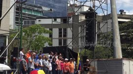 Congressman Juan A. Mejía announces the arrival of Guaido to Venezuela