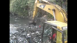 Terrible pollution seen in river in Kenyan capital