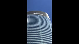 Passerby films 'French Spiderman' climbing Paris skyscraper harness-free