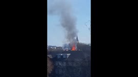 We can see fire from our window at work. Hope nobody's hurt. #southampton #news #fire https://t.co/GRZKbJou3l