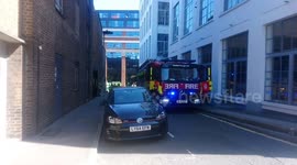 Emergency services cordon off Farringdon office after lunchtime blaze