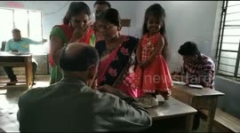 World's smallest woman casts her vote in world's largest election in India