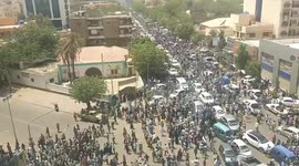 Thousands line the streets of Khartoum after Omar al-Bashir steps down