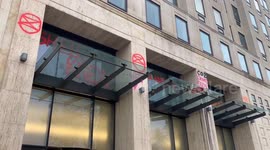 Climate Protest: Waterloo bridge completely blocked, Shell building vandalised