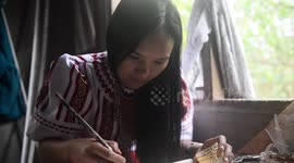 Artist paints beautiful pictures entirely from mud