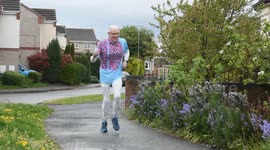 Brit pensioner with dementia about to tackle his 131st marathon - aged 78