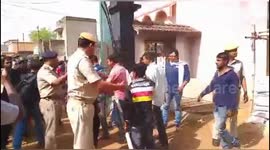 Clashes break out between voters in West Bengal during Indian national elections