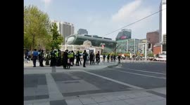 Seoul protests at city hall
