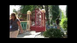 the red church in the city of probolinggo is an old church in this city that was created in 1862 by the Dutch, the construction of the church's unloading system is said to have only two in the world, namely in Indonesia and its native country, the Netherl