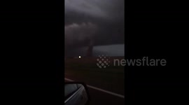 Dusty tornado caught on tape