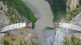 壮观！航拍鸡鸣三省大桥