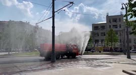 Newsflare Edit - In Moscow, saved from poplar fluff