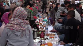 Muslim community in Cape Town holds mass meal to mark last Friday of Ramadan