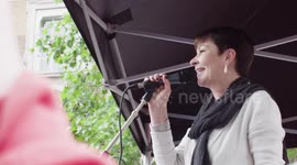 Owen Jones gives impassioned introduction to Green Party leader Caroline Lucas during anti Trump protest