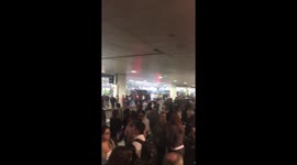 Meanwhile at LAX... #LAX #LAXEvacuation https://t.co/Cbg6oFiEnc