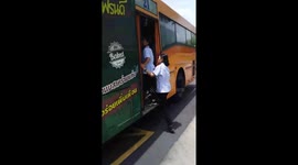 Quick-thinking bus driver makes detour to take teenage girl to hospital