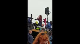 Download Festival 2019 - Sign Language Interpreter- Dancing