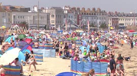 Brits hit the beach as UK experiences hottest day of year